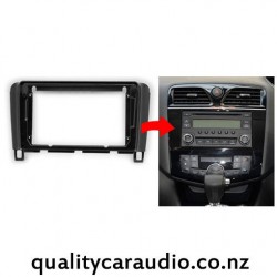 QCA-22108 9" Stereo Fascia Kit for Nissan Serena from 2010 to 2016 (black)